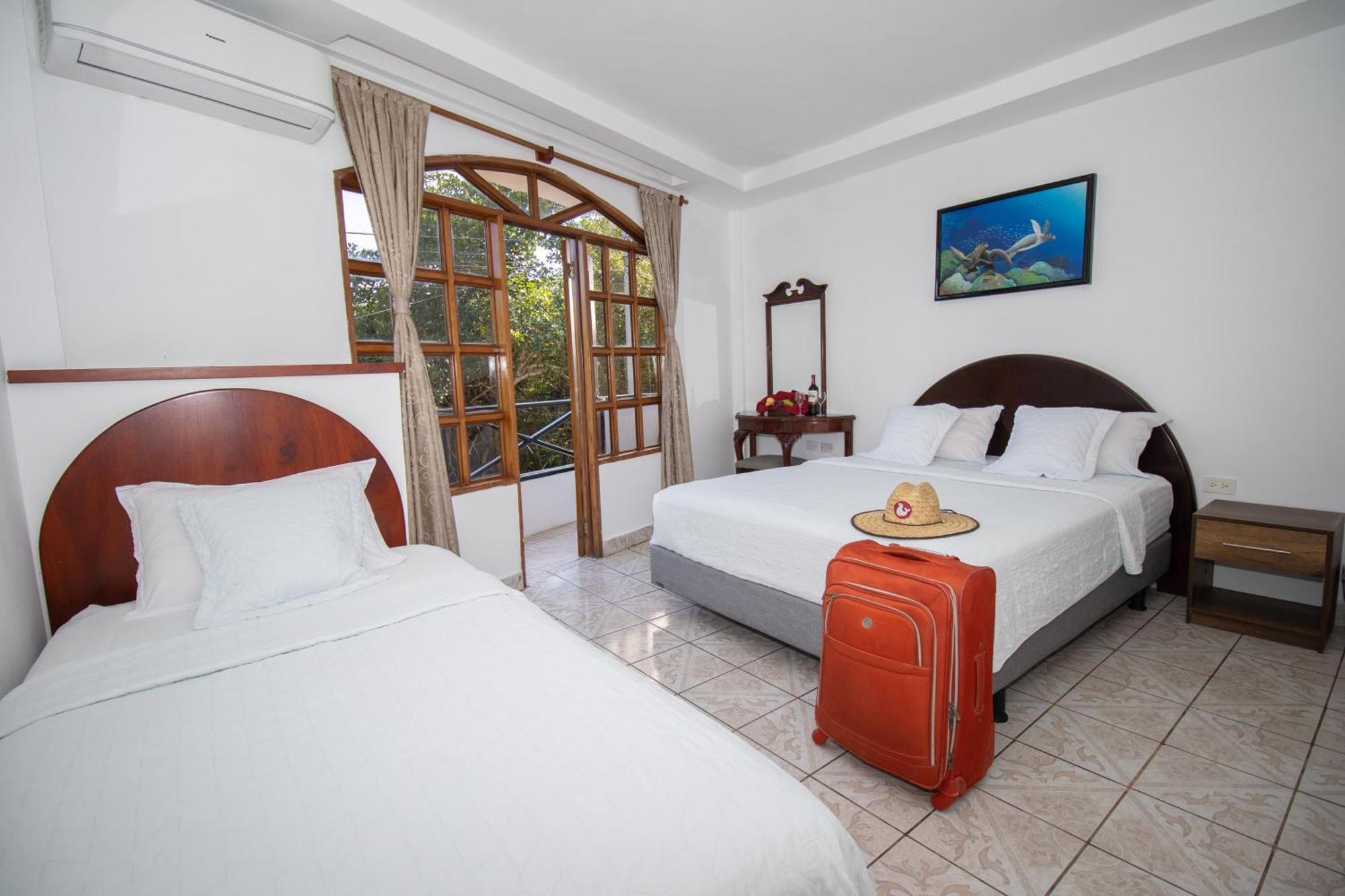 Grand Hotel Leon Marino Galapagos Puerto Ayora  Εξωτερικό φωτογραφία